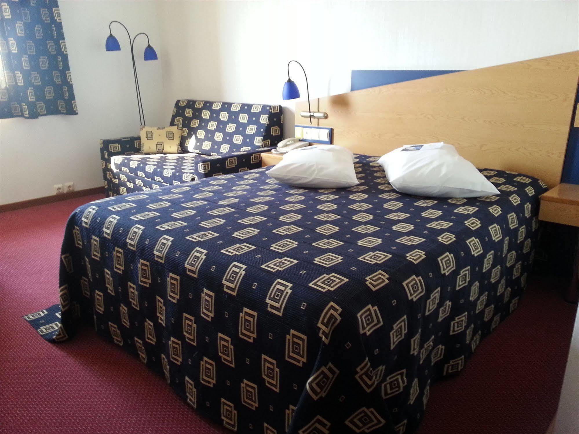 Iris Hotel Bors Luaran gambar