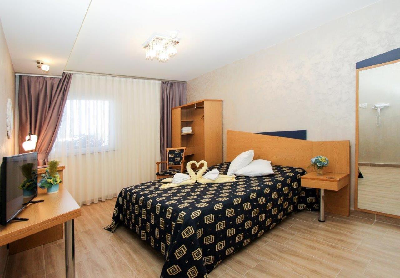 Iris Hotel Bors Luaran gambar